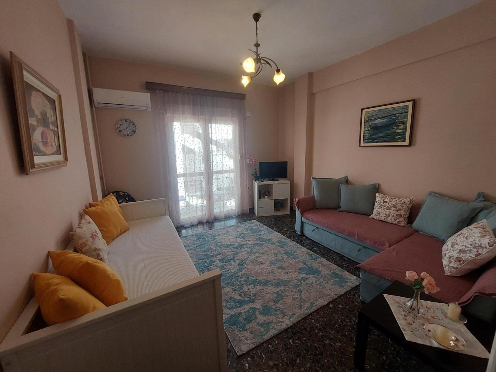 Crystal Home Near Airport Artemida  Ngoại thất bức ảnh