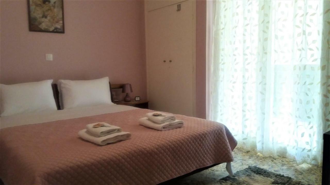 Crystal Home Near Airport Artemida  Ngoại thất bức ảnh